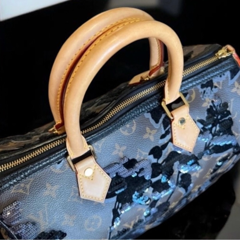 Louis Vuitton Monogram Fleur De Jais Sequin Speedy 30 Bag It is a stunning bag! - Picture 16 of 16